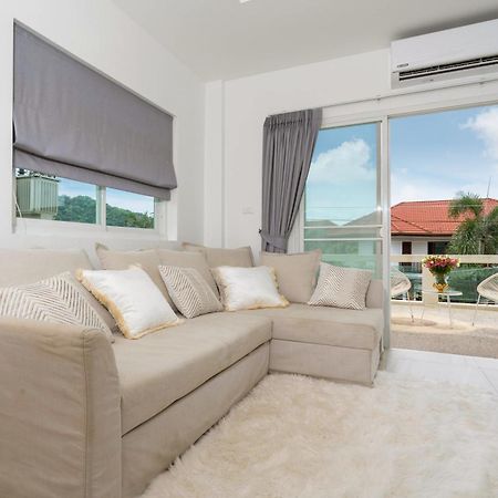 Apartment 1 Bedroom In Naiharn T Ban Saiyuan Bagian luar foto