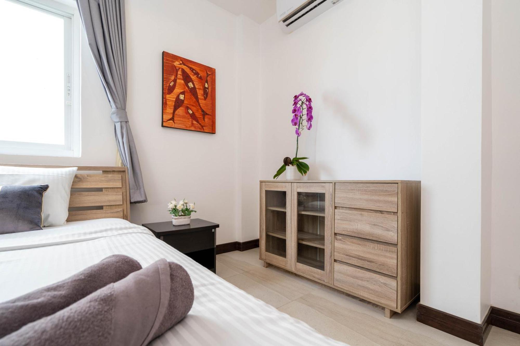 Apartment 1 Bedroom In Naiharn T Ban Saiyuan Bagian luar foto